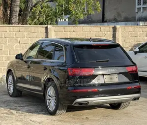 Audi Q7 2.0T Premium AWD quattro 2017 Black