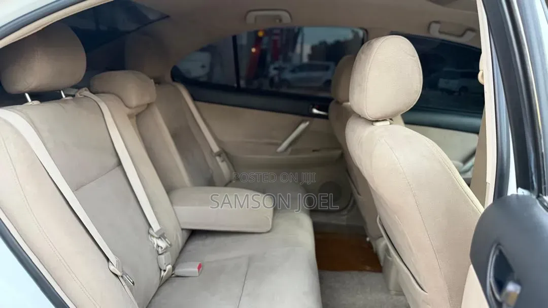 Toyota Premio 2003 White