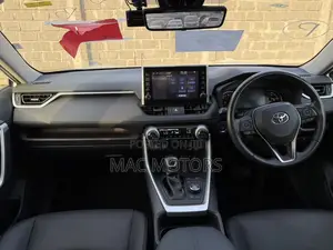 Toyota RAV4 2020 White
