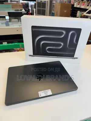 New Laptop Apple MacBook Pro 2025 M5 16GB Apple M5 SSD 512GB
