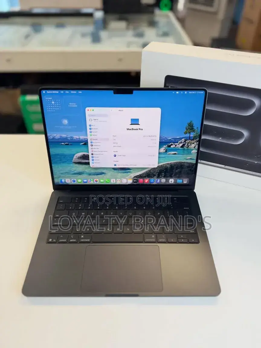 New Laptop Apple MacBook Pro 2023 M3 Pro 18GB Apple M3 Pro SSD 512GB