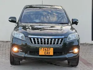 Toyota Vanguard 2010 Green