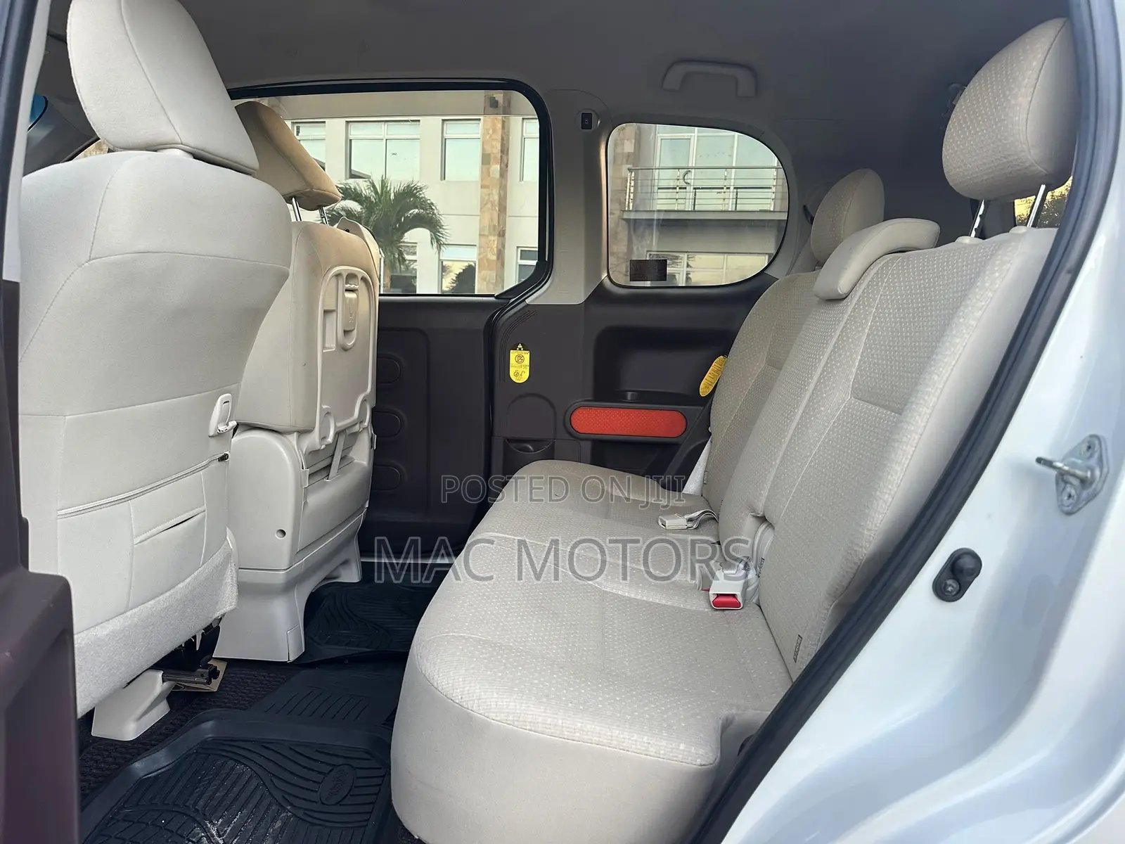 Toyota Spade 1.5 2013 White