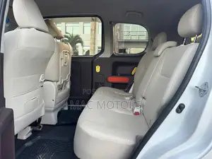 Toyota Spade 1.5 2013 White