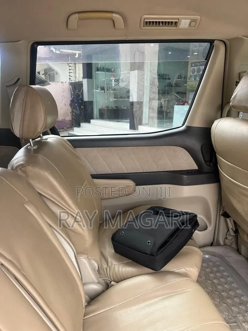 Toyota Alphard 2004 Silver