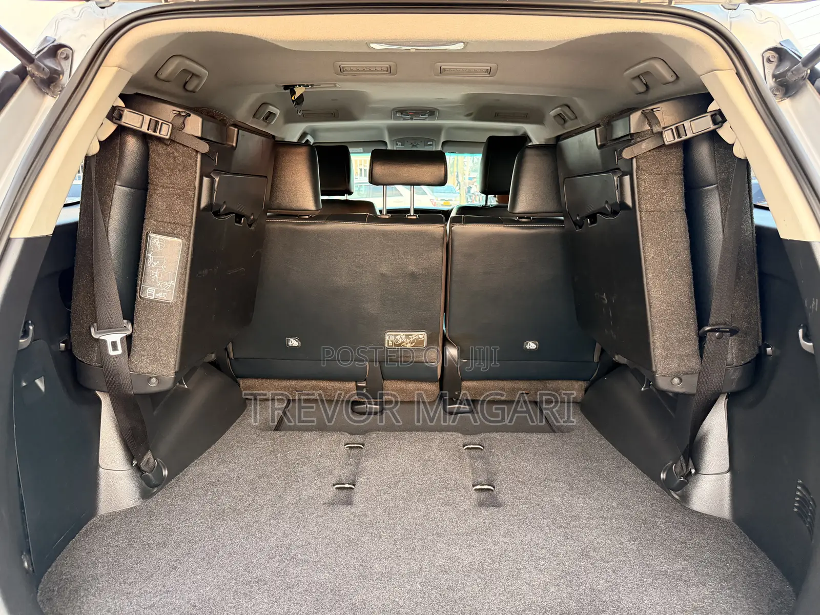 Toyota Fortuner 2023 Silver