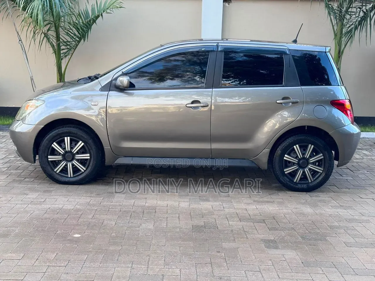 Toyota IST 2004 Gray