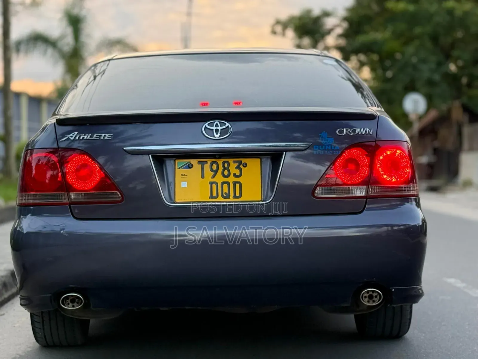 Toyota Crown 2006 Gray