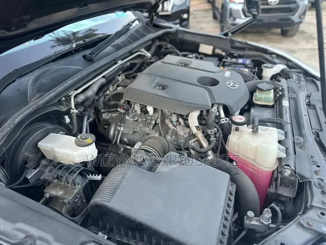 Toyota Hilux 2017 Burgundy