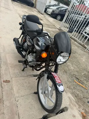 Bajaj Boxer 125 2025 Black