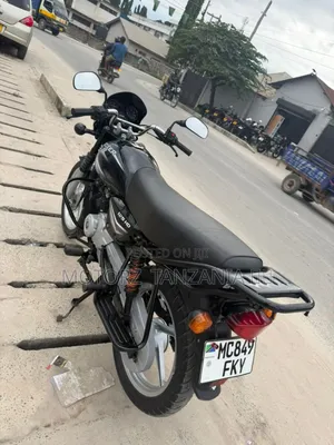 Bajaj Boxer 125 2025 Black