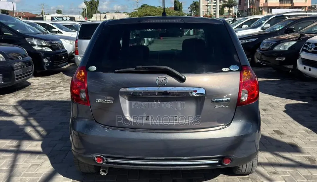 Mazda Verisa 2008 Gray
