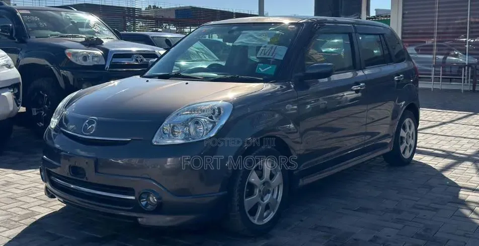 Mazda Verisa 2008 Gray