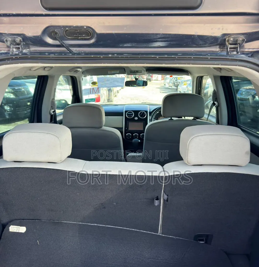 Mazda Verisa 2008 Gray