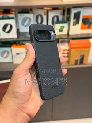 Pitaka Pixel Cover