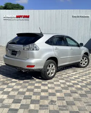 Toyota Harrier 2005 Silver