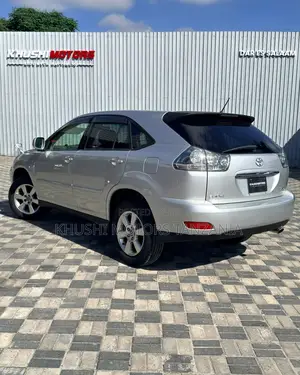 Toyota Harrier 2005 Silver