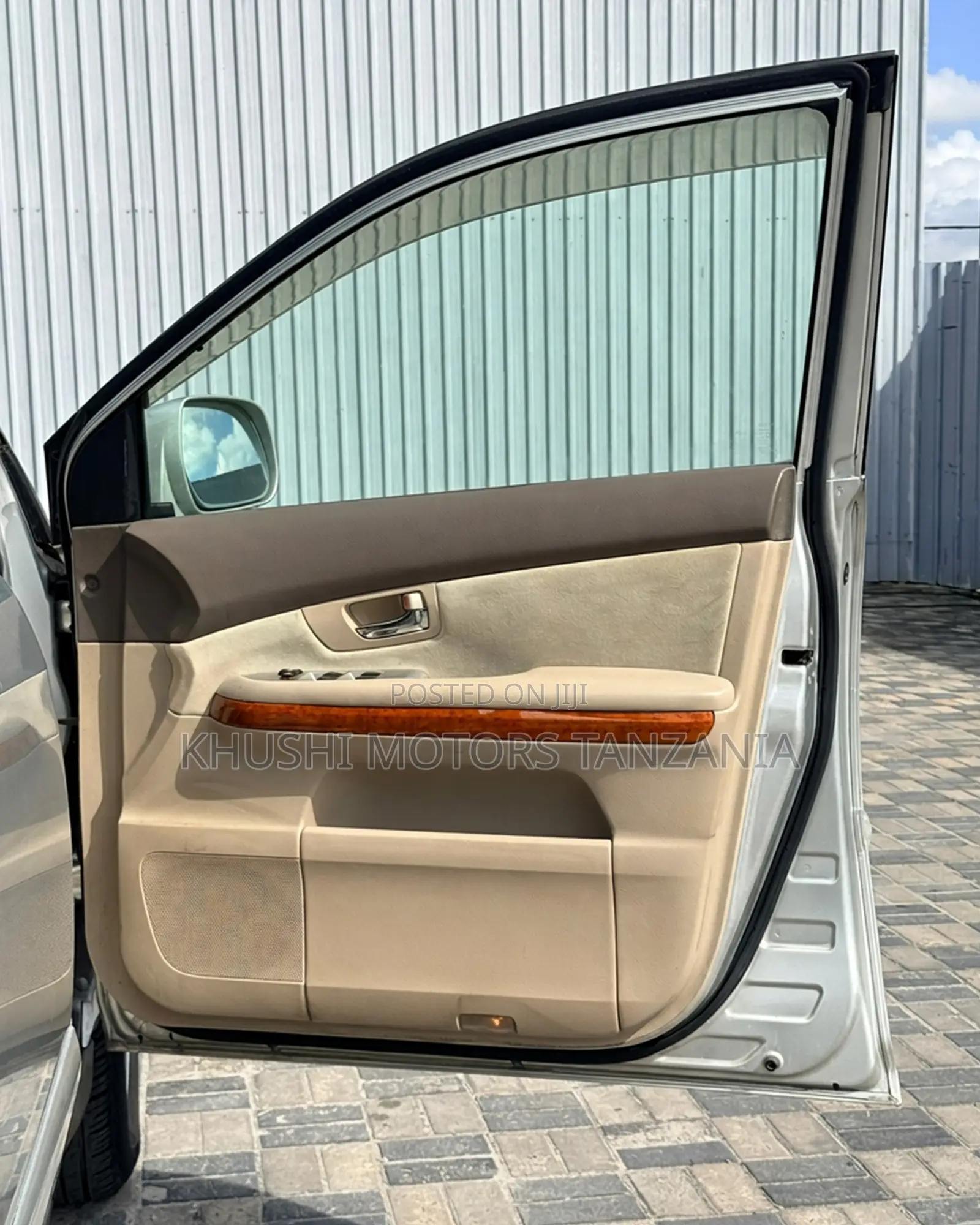 Toyota Harrier 2005 Silver