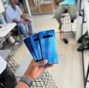 Samsung Galaxy S10 128 GB Blue