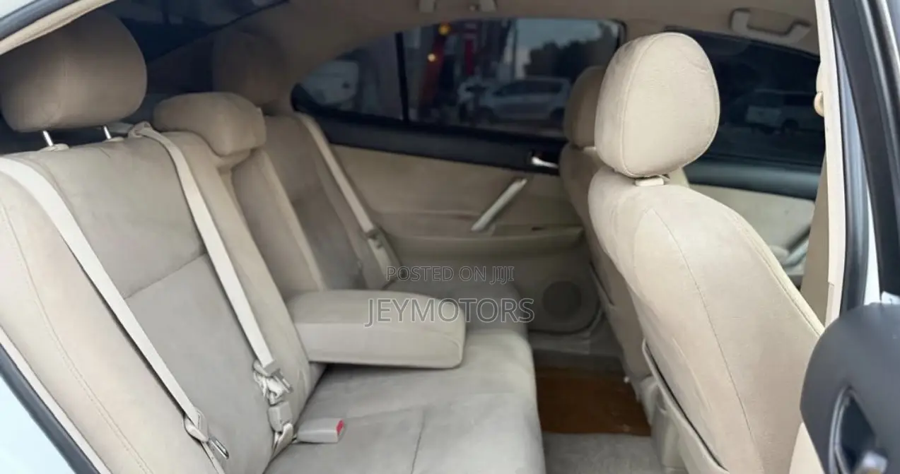 Toyota Premio 2005 White