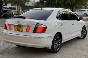 Toyota Premio 2005 White