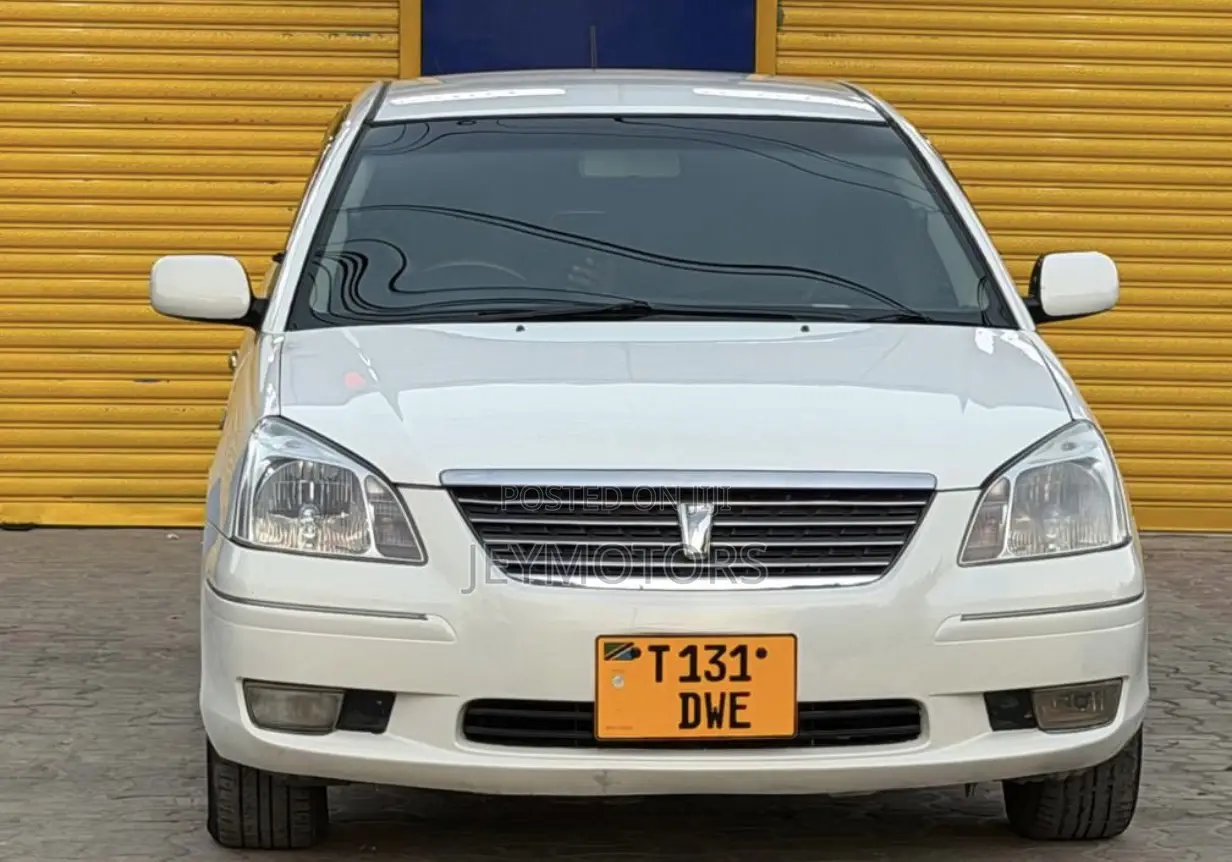 Toyota Premio 2005 White