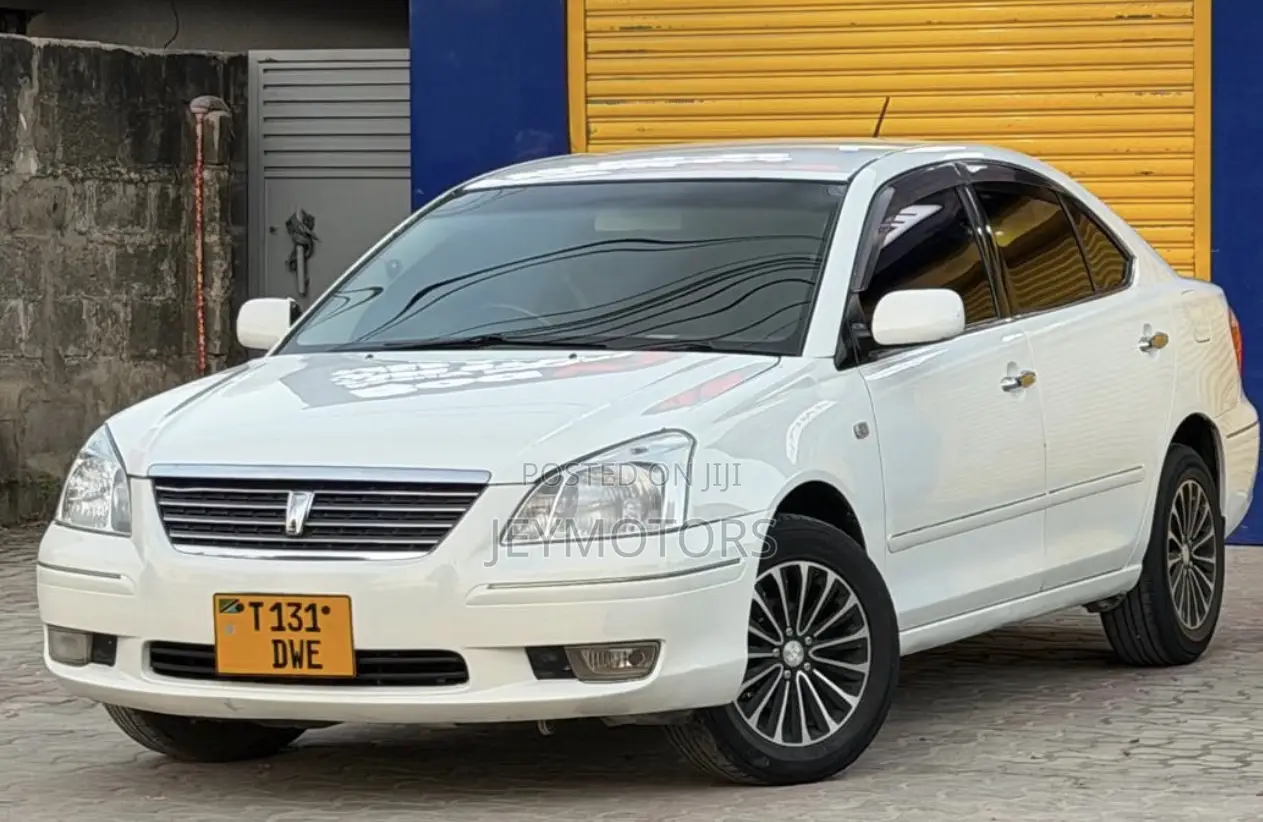 Toyota Premio 2005 White