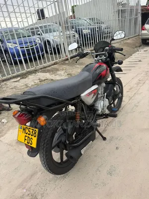 Bajaj Boxer X125 2025 Black