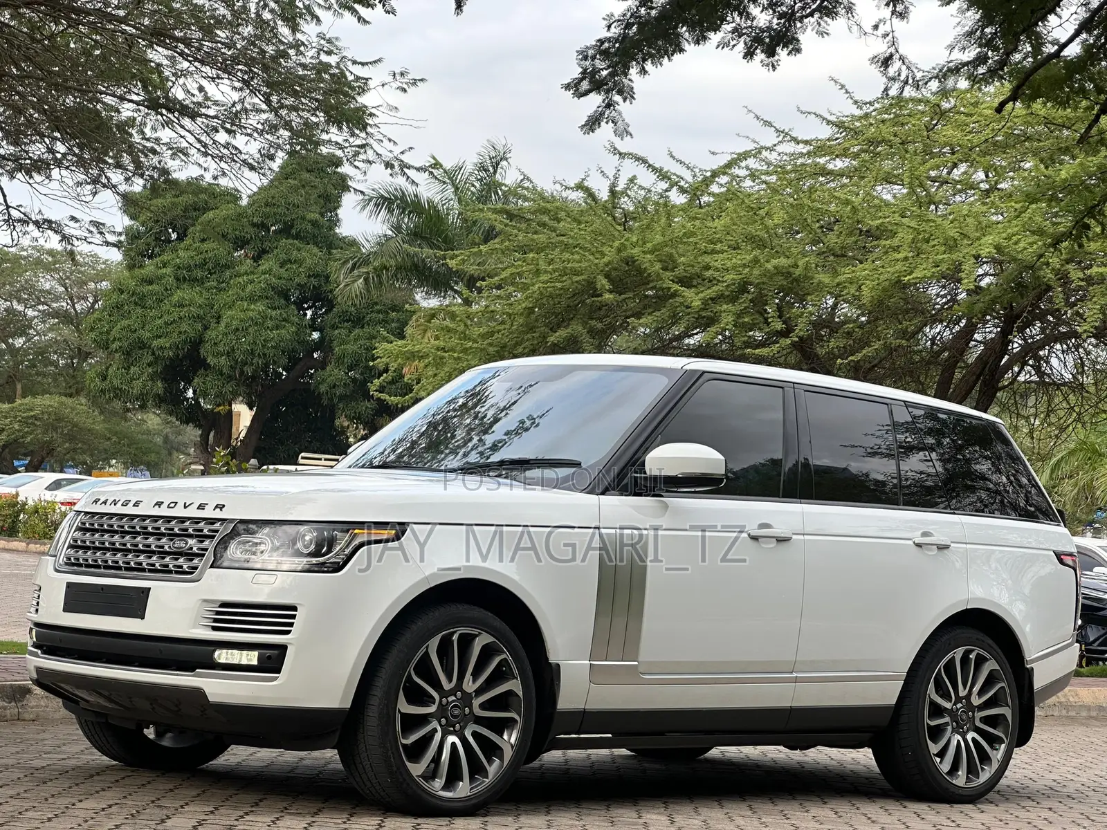 Land Rover Range Rover Vogue 2015 White