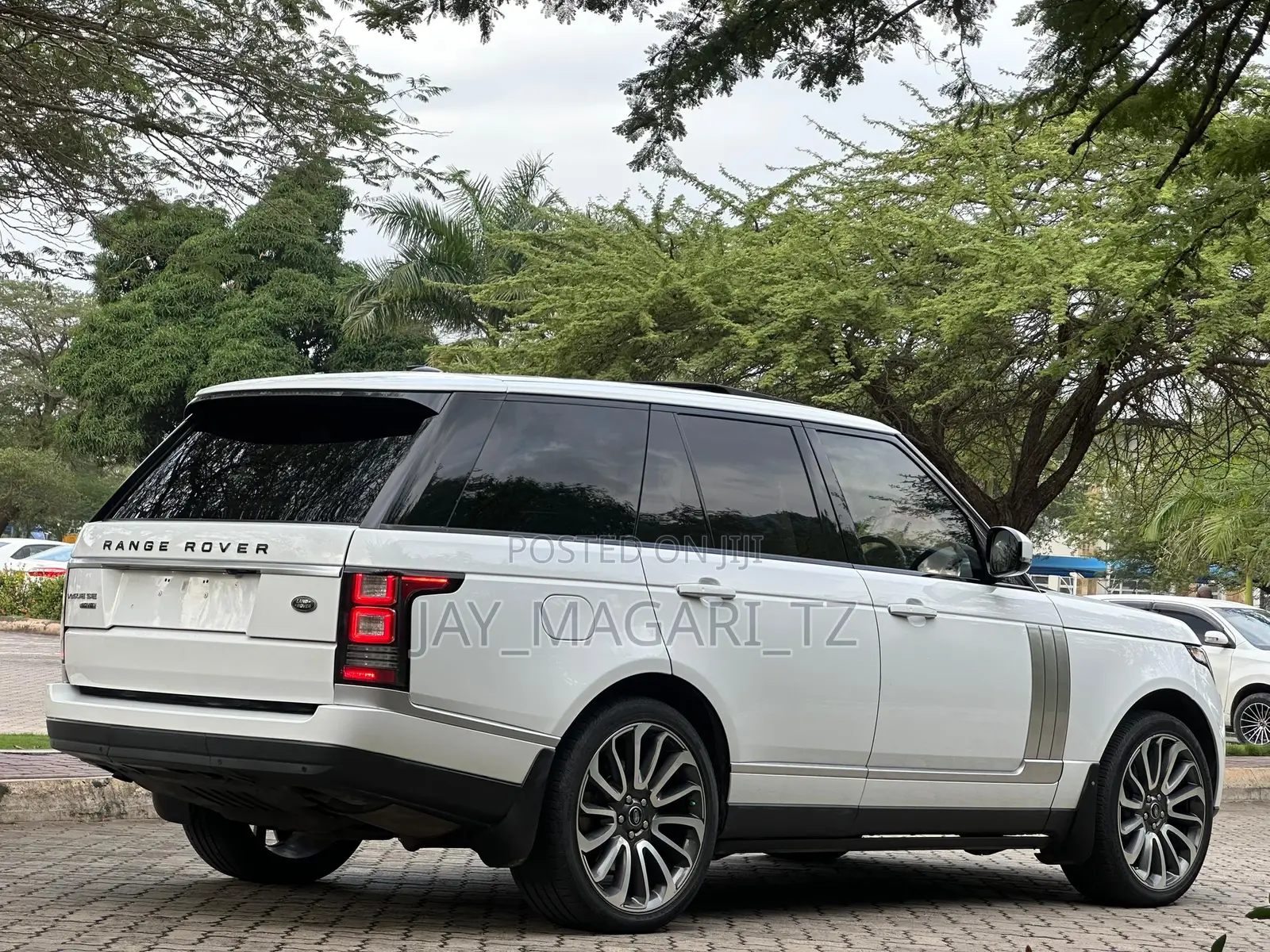 Land Rover Range Rover Vogue 2015 White