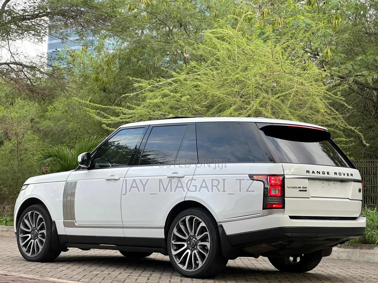 Land Rover Range Rover Vogue 2015 White