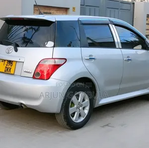 Toyota IST 2006 Silver