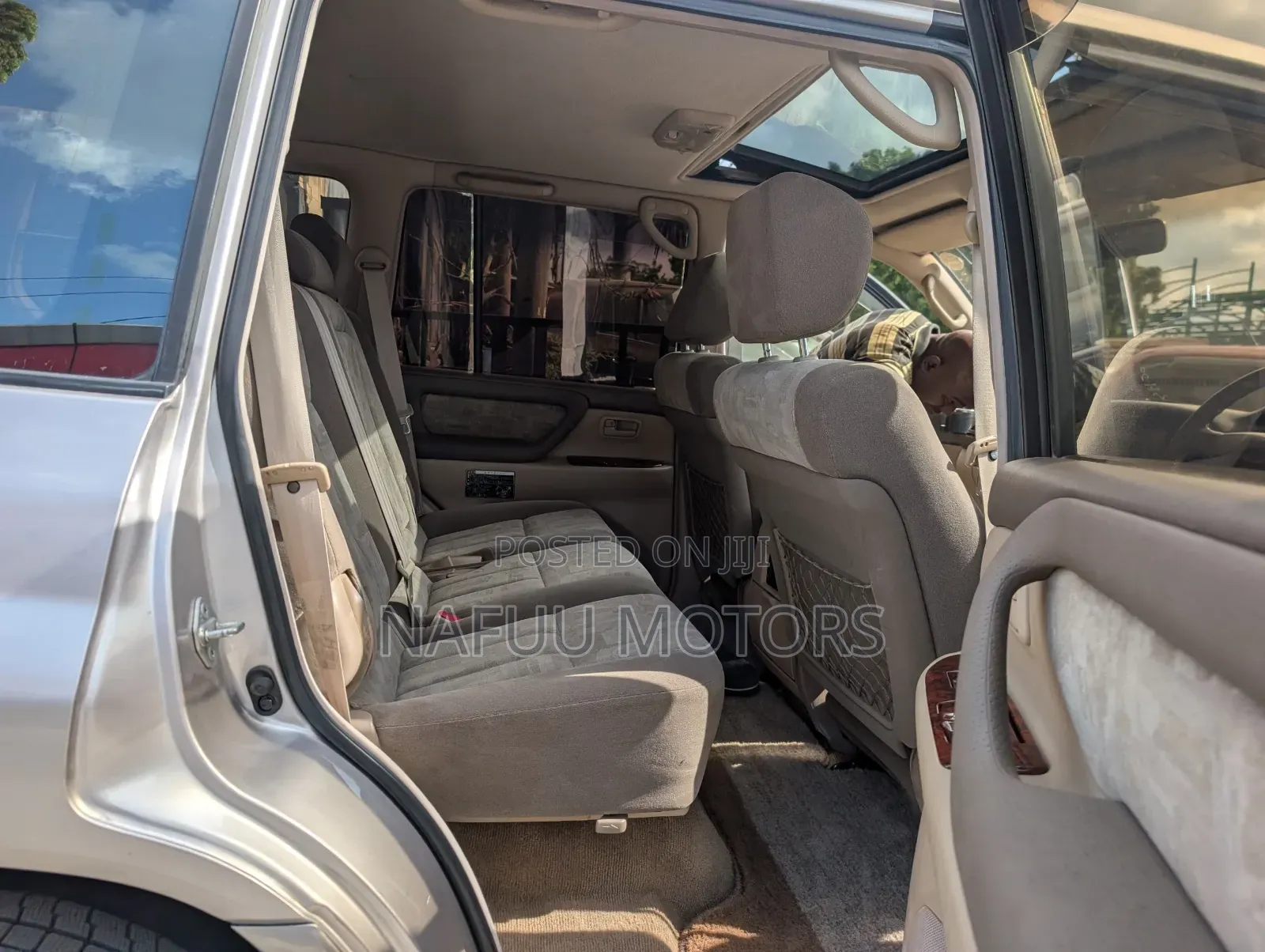 Toyota Land Cruiser 2002 Gray