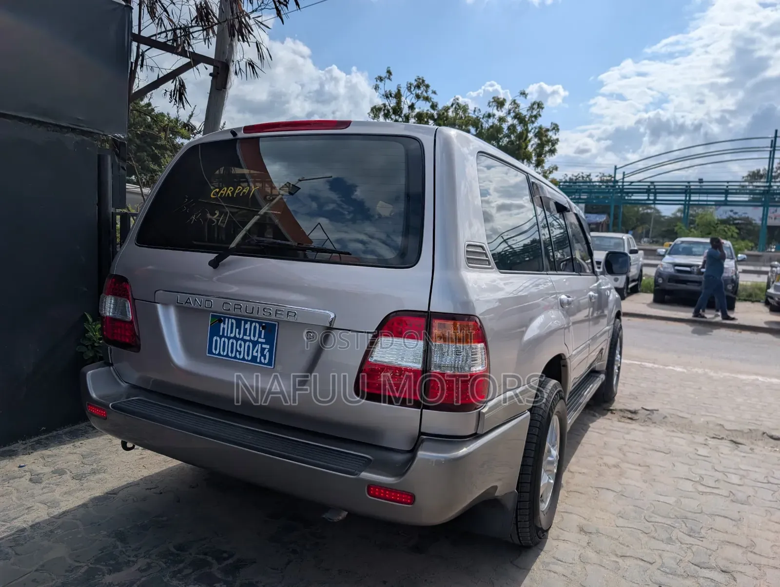 Toyota Land Cruiser 2002 Gray