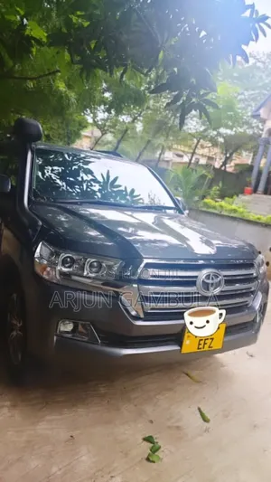 Toyota Land Cruiser 2018 Silver