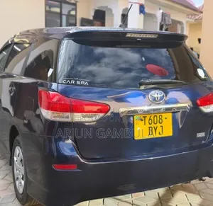 Toyota Wish 2010 Blue