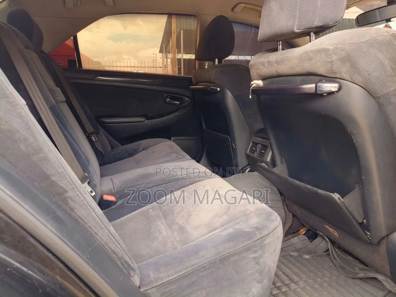 Toyota Crown Royale 2005 Black