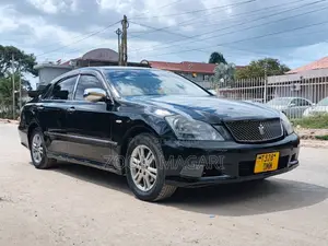 Toyota Crown Royale 2005 Black