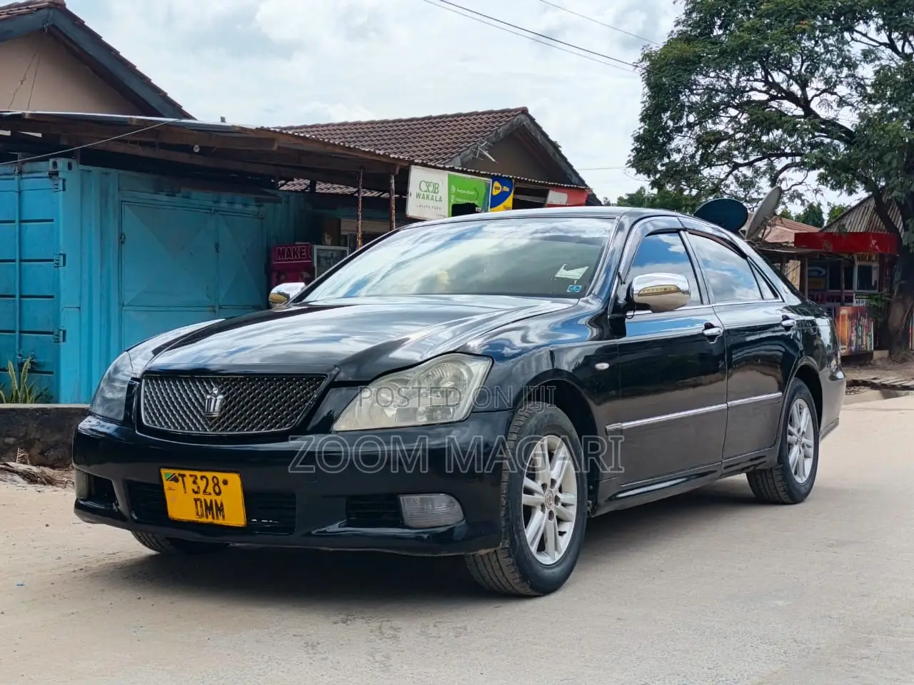 Toyota Crown Royale 2005 Black