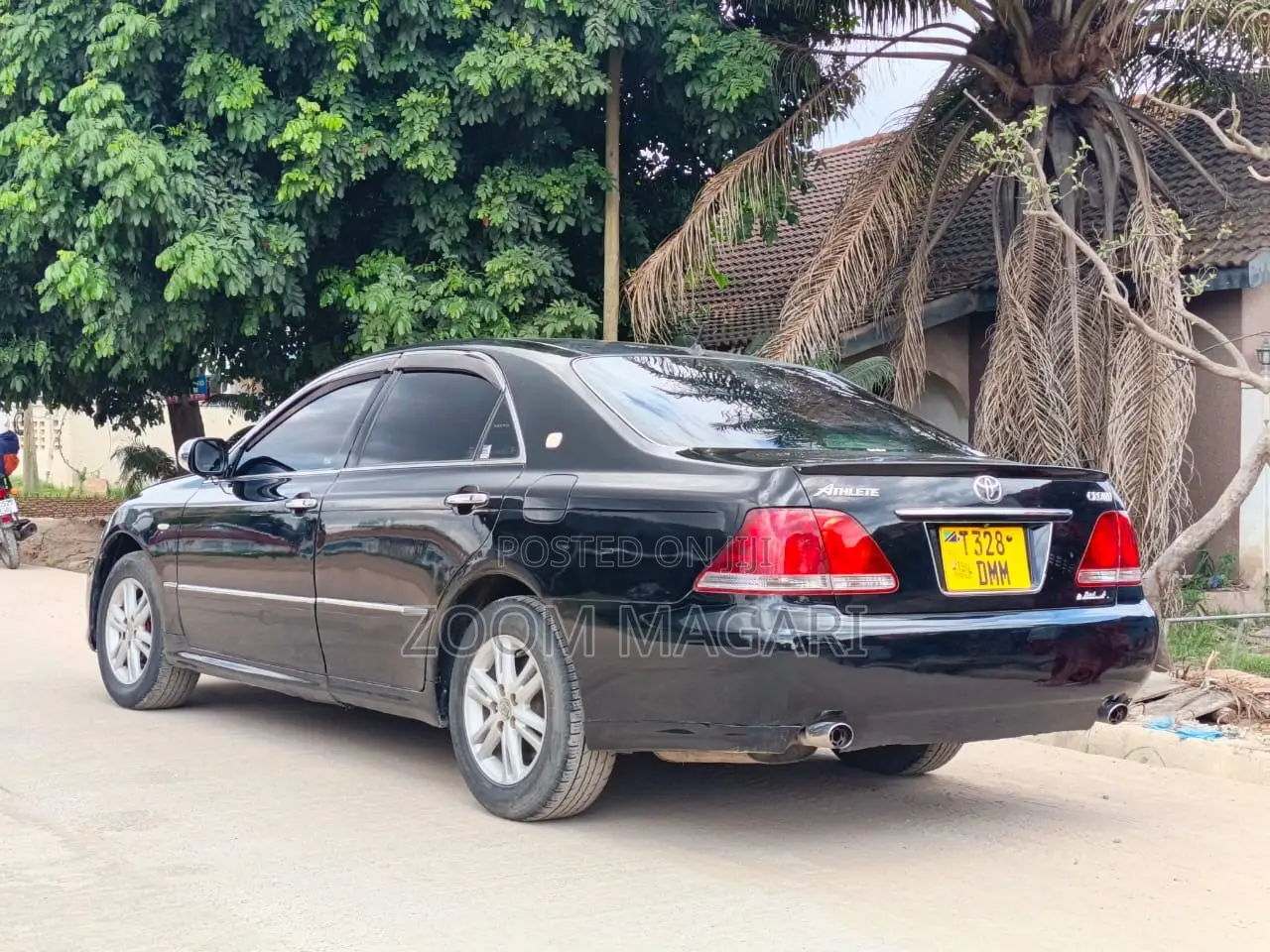 Toyota Crown Royale 2005 Black
