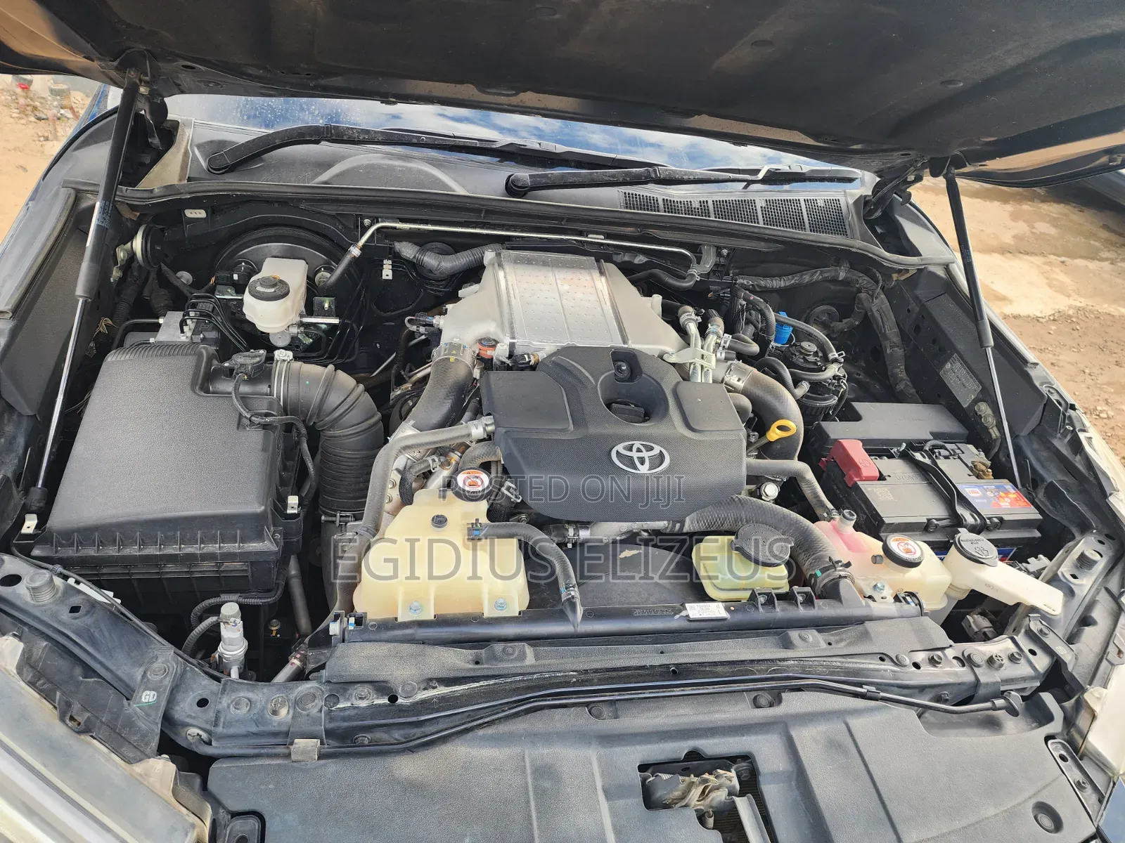 Toyota Hilux 2022 Black