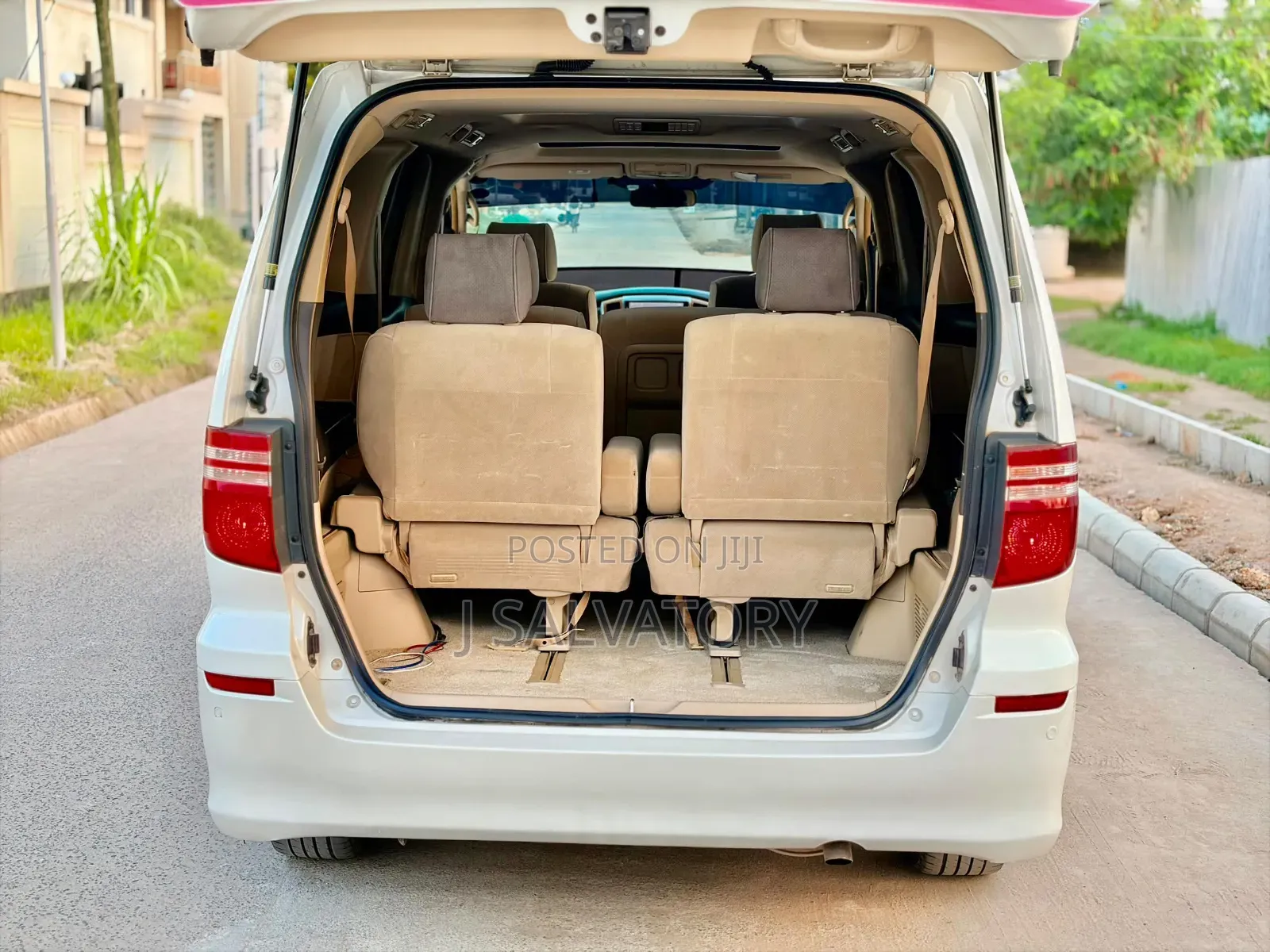 Toyota Alphard 2007 White