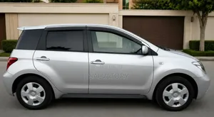 Toyota IST 2005 Silver