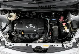 Toyota IST 2005 Silver