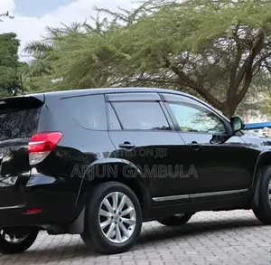 Toyota Vanguard 2010 Black