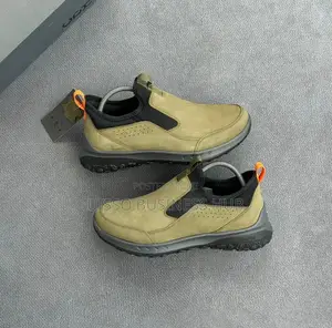  Ecco Original Sneakers 