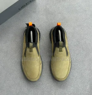 Ecco Original Sneakers 