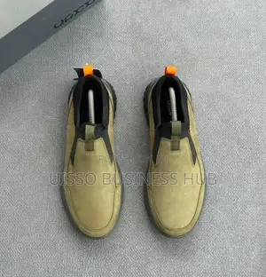  Ecco Original Sneakers 