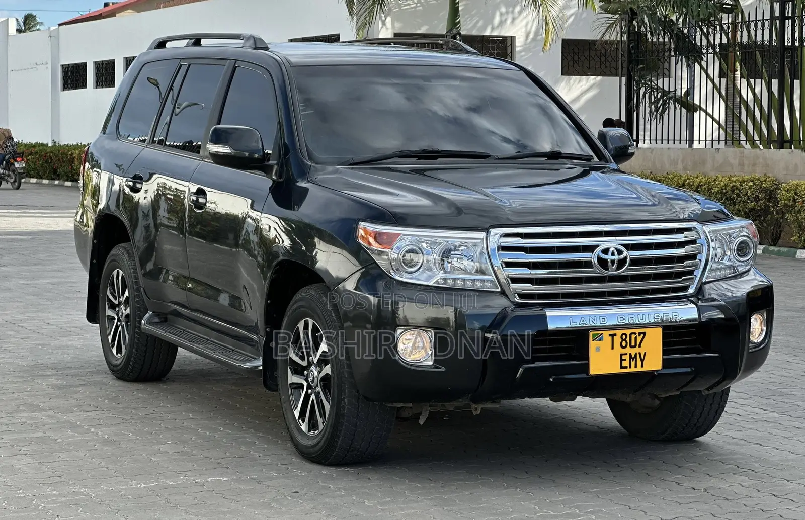 Toyota Land Cruiser 2012 Gray
