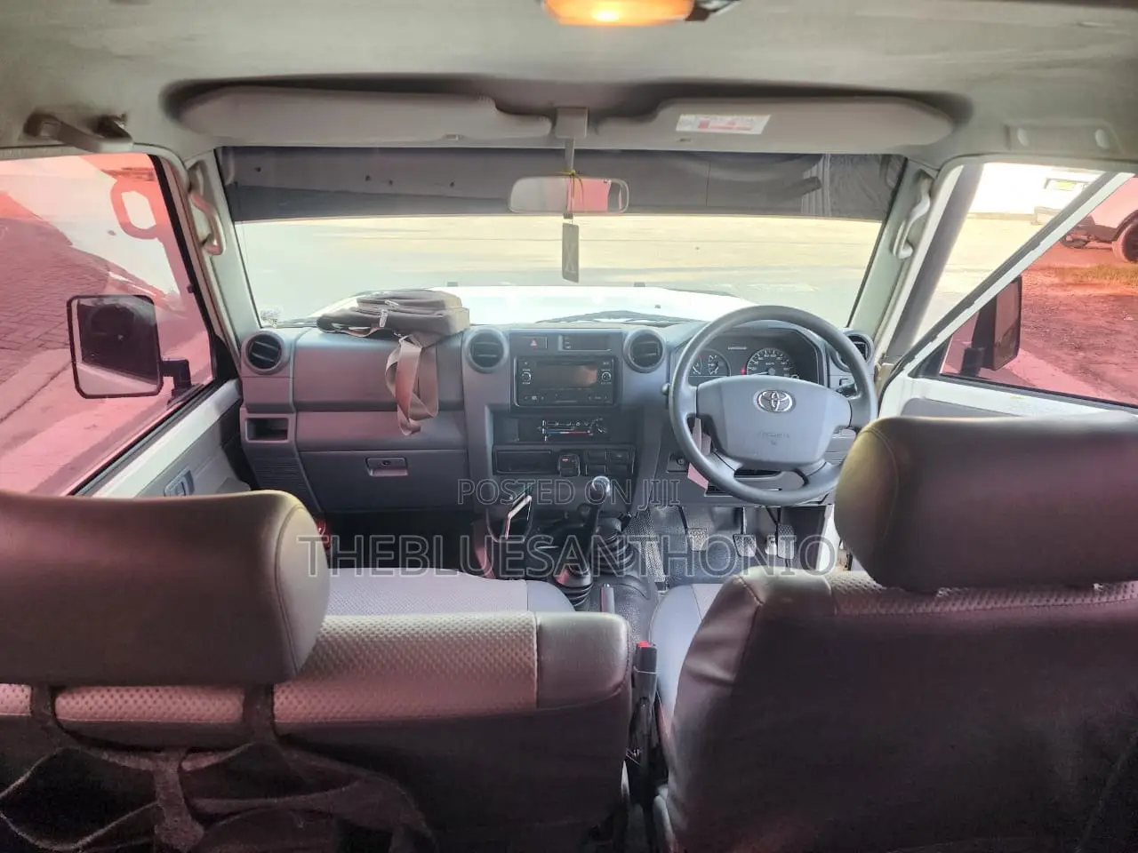 Toyota Land Cruiser 2018 White